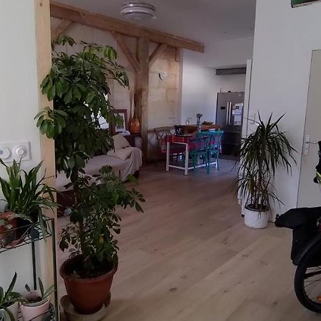 belle chambre sur terrasse à 3 min de la gare Bordéus Exterior foto