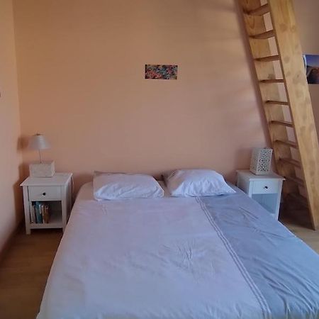 belle chambre sur terrasse à 3 min de la gare Bordéus Exterior foto