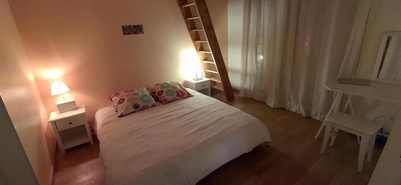 belle chambre sur terrasse à 3 min de la gare Bordéus Exterior foto