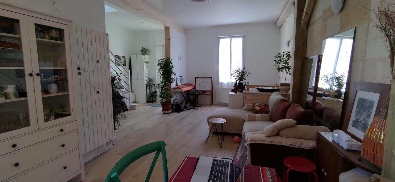 belle chambre sur terrasse à 3 min de la gare Bordéus Exterior foto